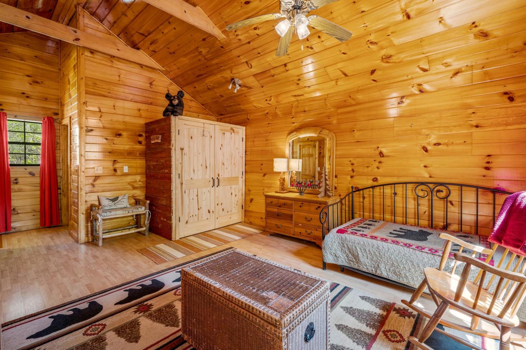 Permanent Vacation-Private Honeymoon Cabin With Hot Tub Sevierville Kültér fotó
